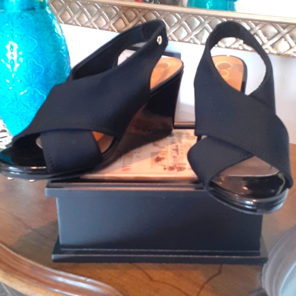 Black patent leather n fabric 2.5 in wedge shoe .